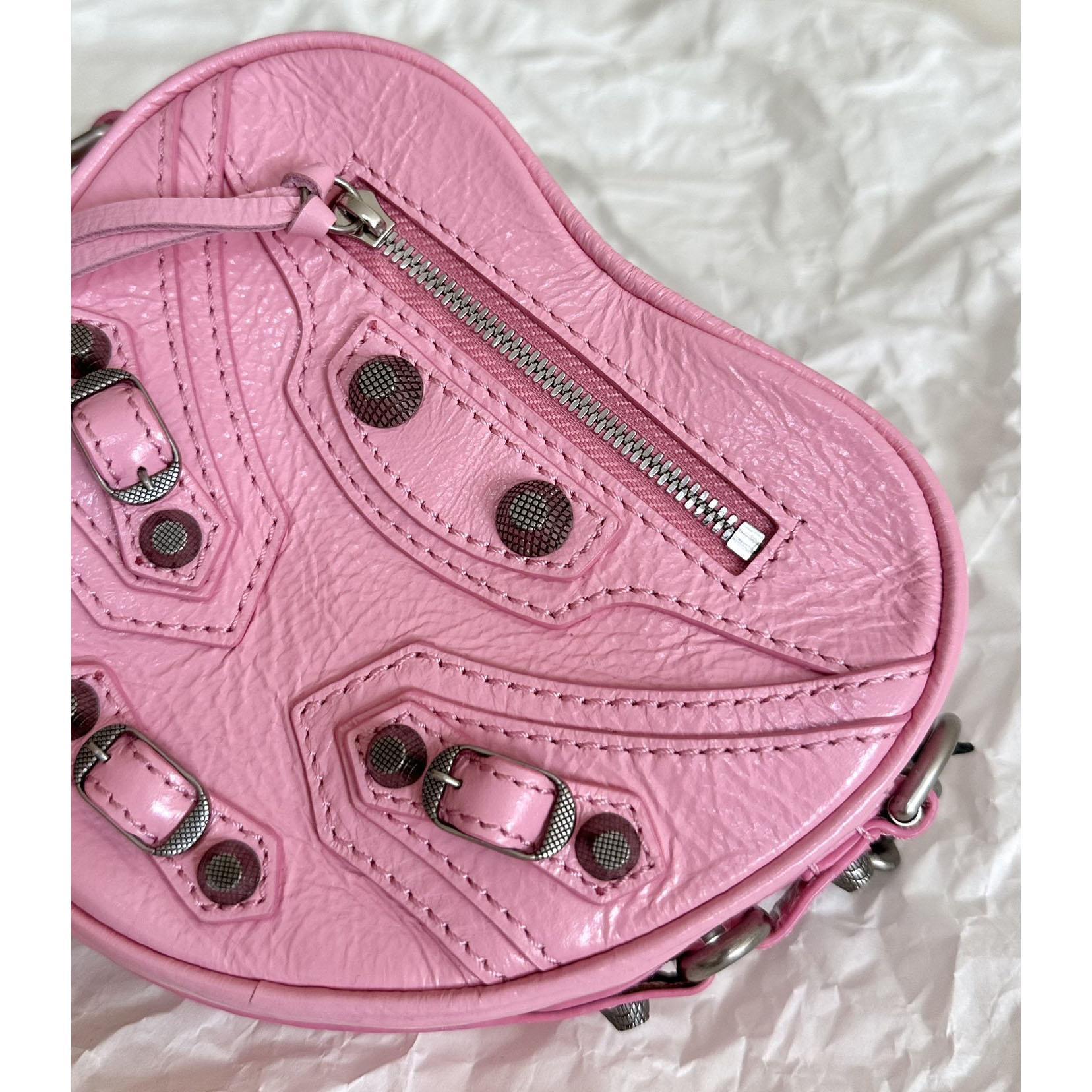 Balenciaga Le Cagole Heart Mini Bag In Pink  (16-12.7-4.5cm) - FashionPlug