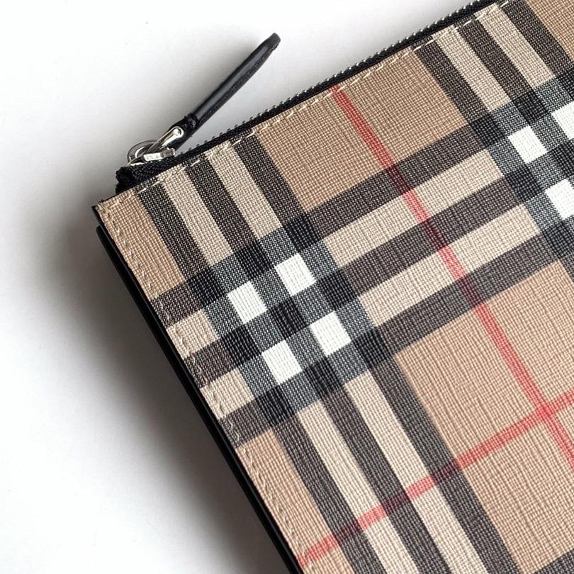 Burberry Vintage Check Canvas Zip Pouch(30cm*19.5cm) - FashionPlug