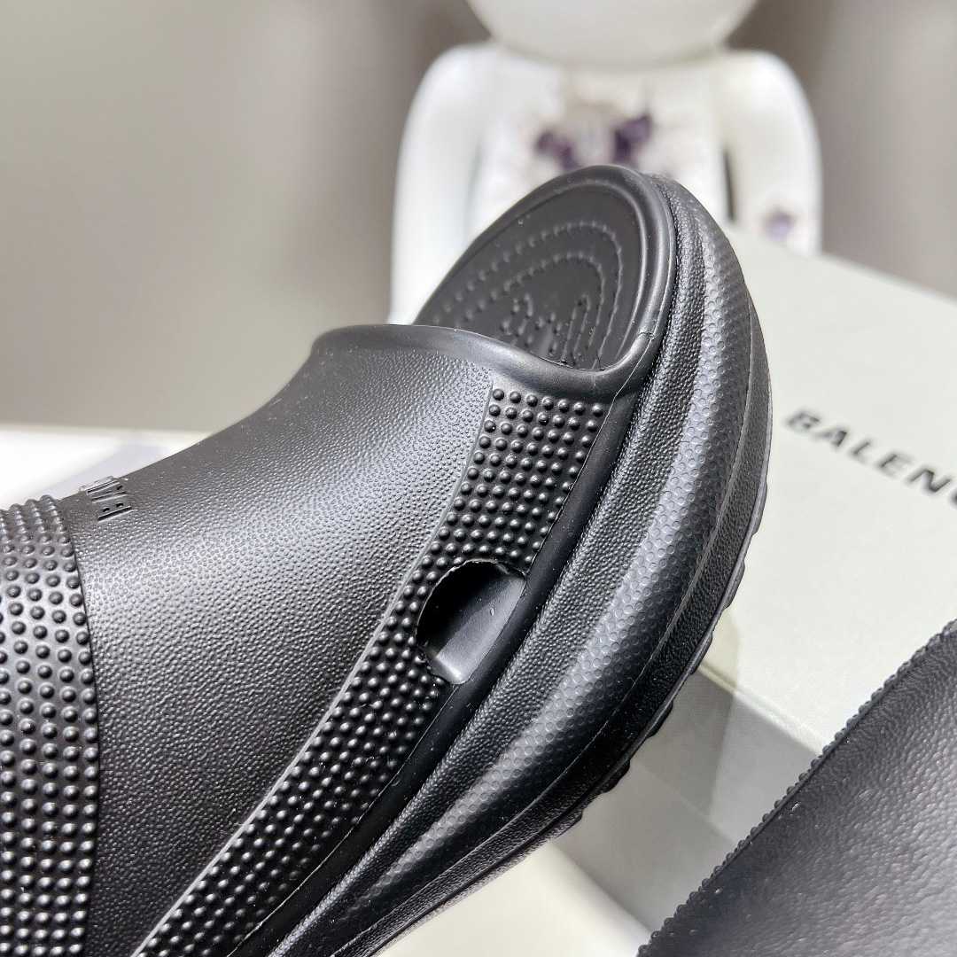Balenciaga Women's Pool Crocs™ Slide Sandal In Black  - FashionPlug