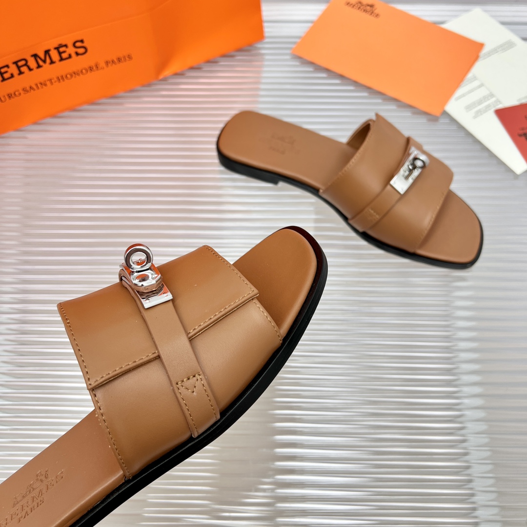 Hermes Giulia Sandal - FashionPlug