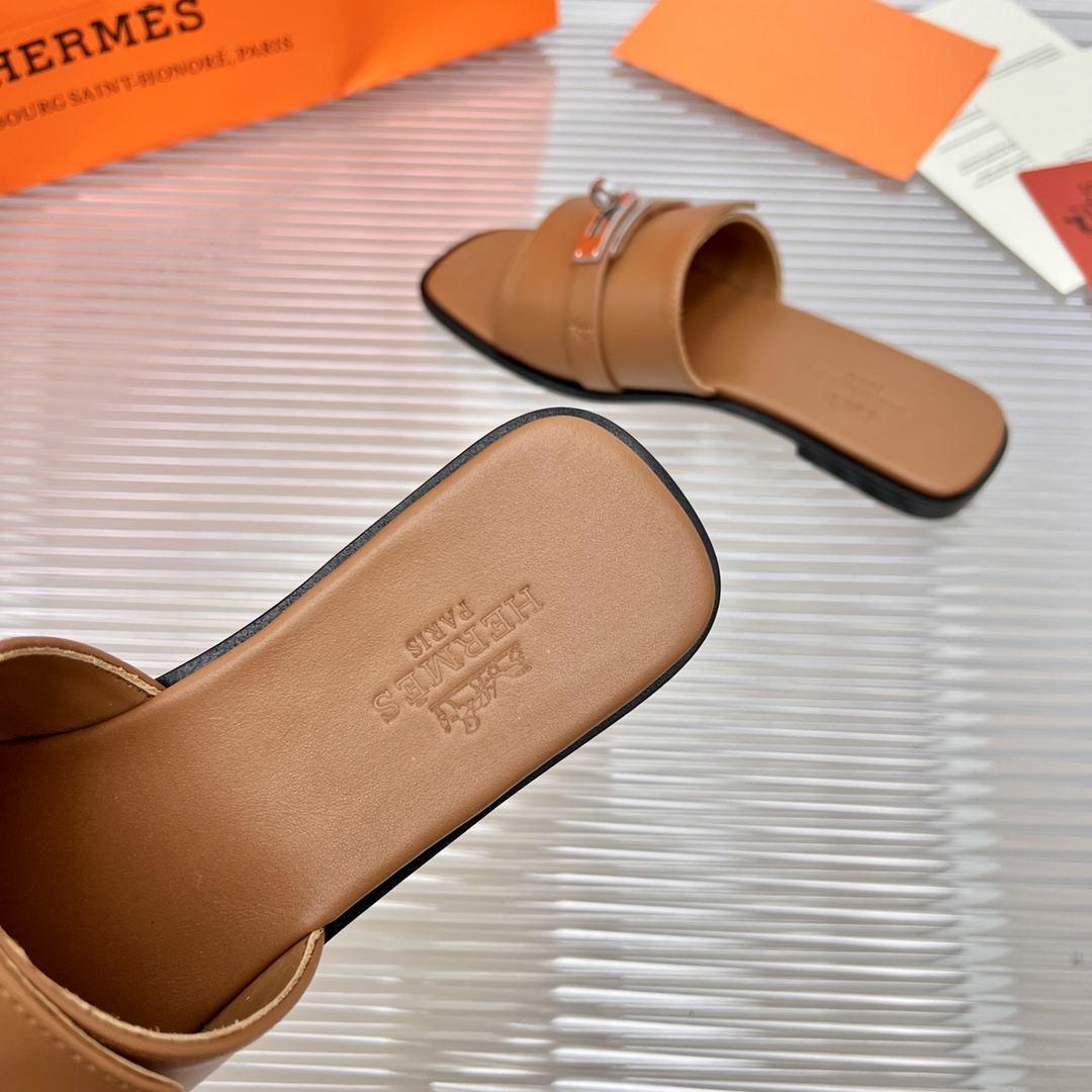 Hermes Giulia Sandal - FashionPlug