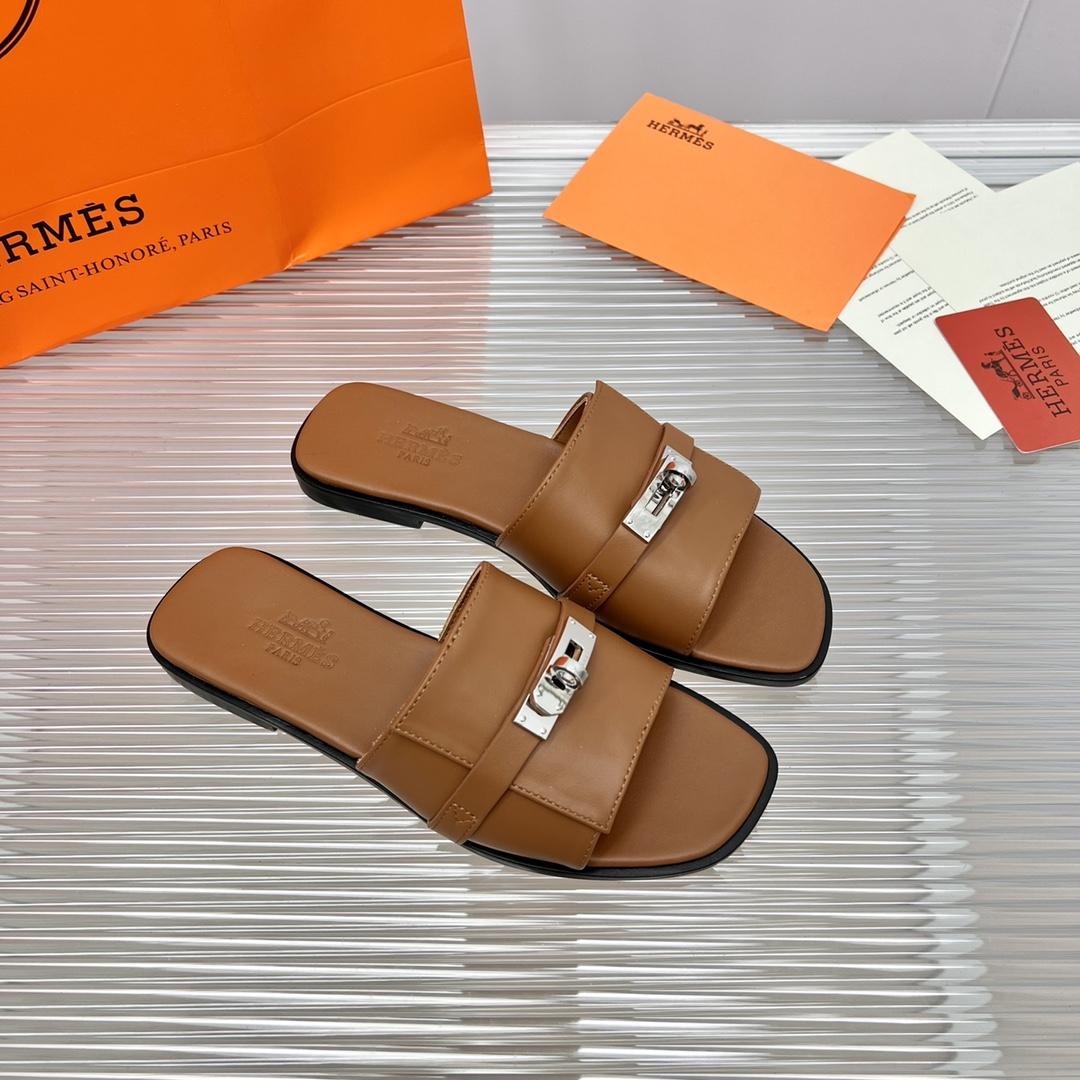 Hermes Giulia Sandal - FashionPlug