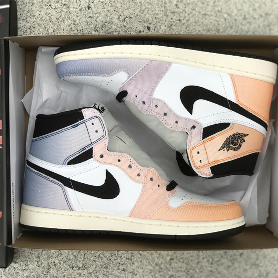 Air Jordan 1 High OG “Skyline” Sneaker              DX0054-805 - FashionPlug