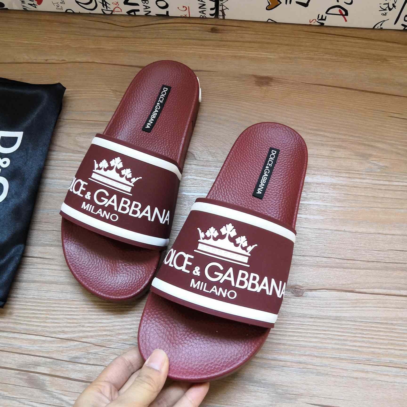 Dolce & Gabbana Logo Slides - FashionPlug
