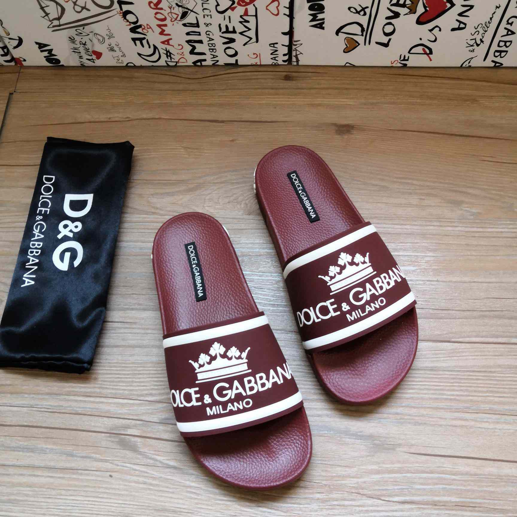 Dolce & Gabbana Logo Slides - FashionPlug