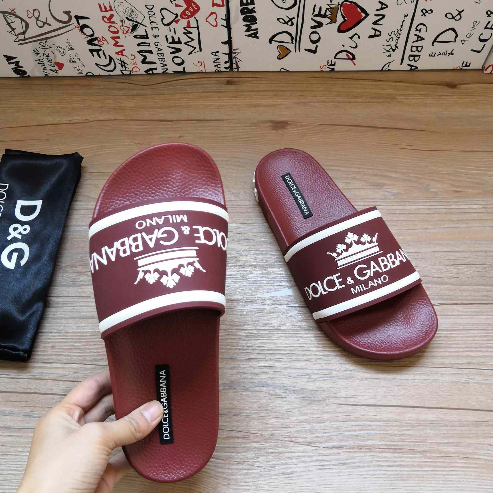 Dolce & Gabbana Logo Slides - FashionPlug