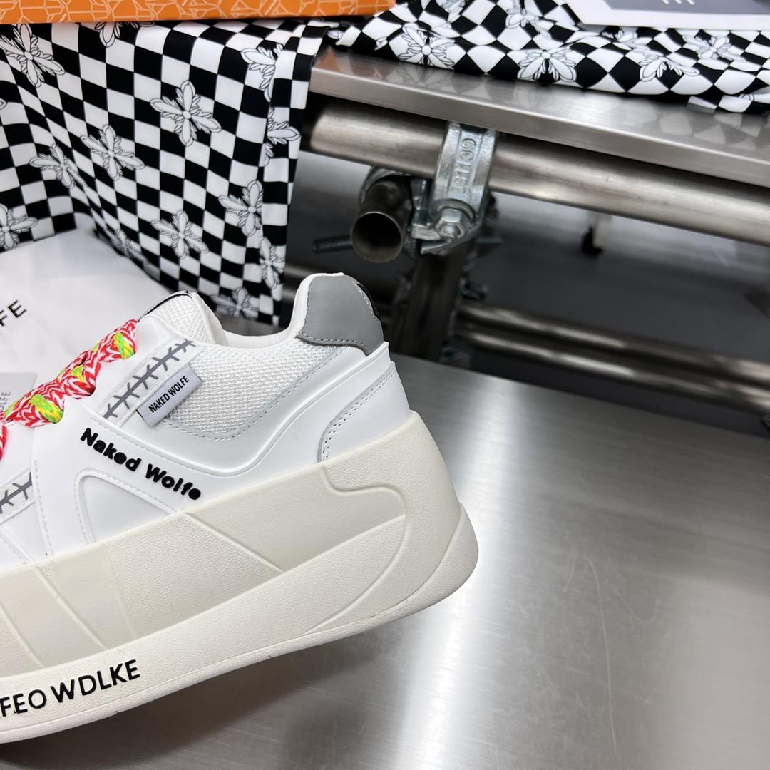 Naked Wolfe Slider White - FashionPlug