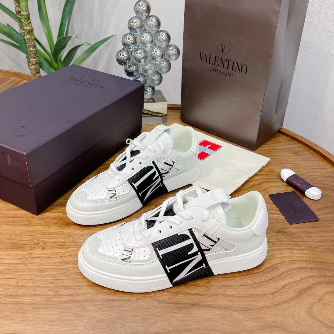Valenti Low-top Calfskin VL7N Sneaker With Bands - FashionPlug