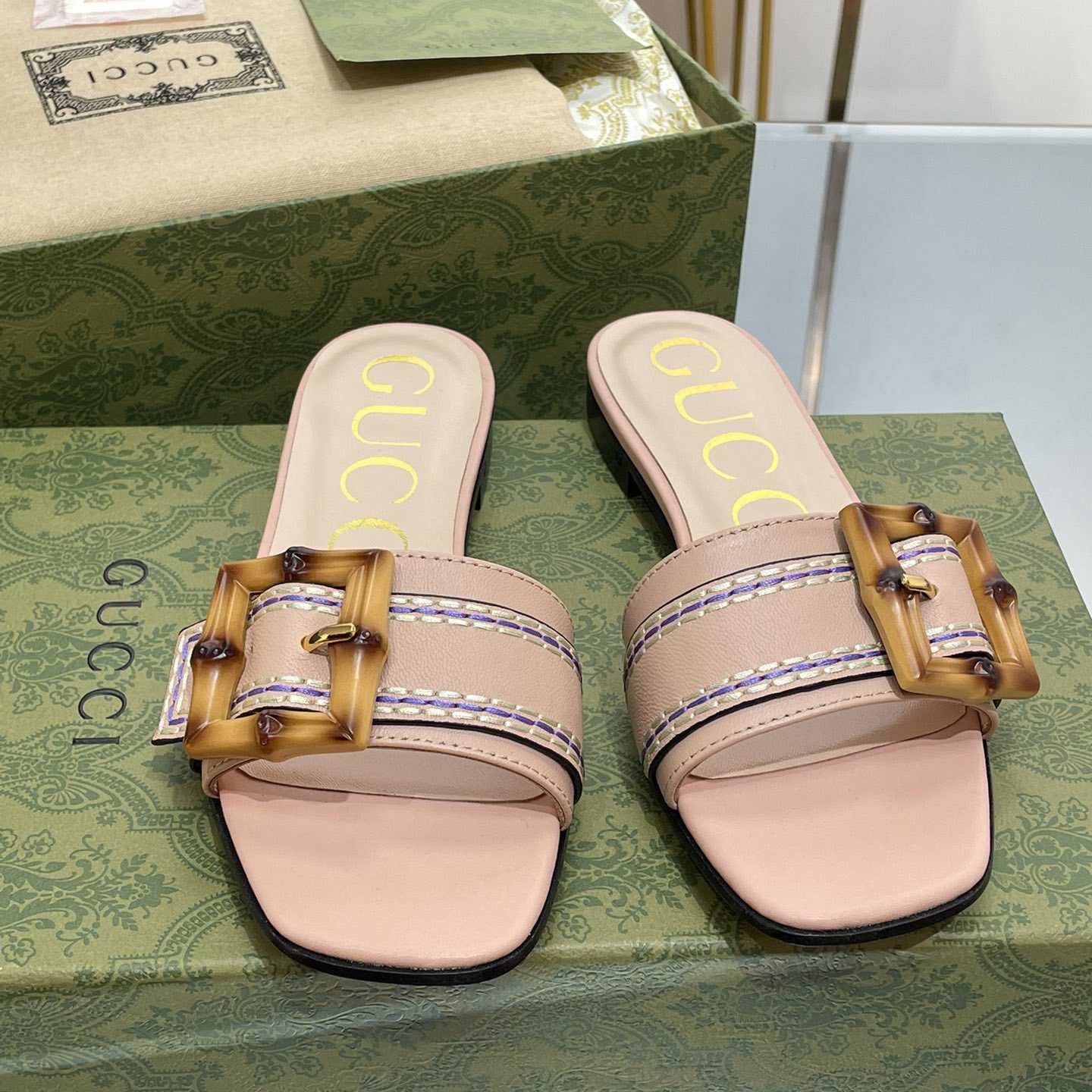 Gucci Women's Slide Sandal With Bamboo Buckle - FashionPlug