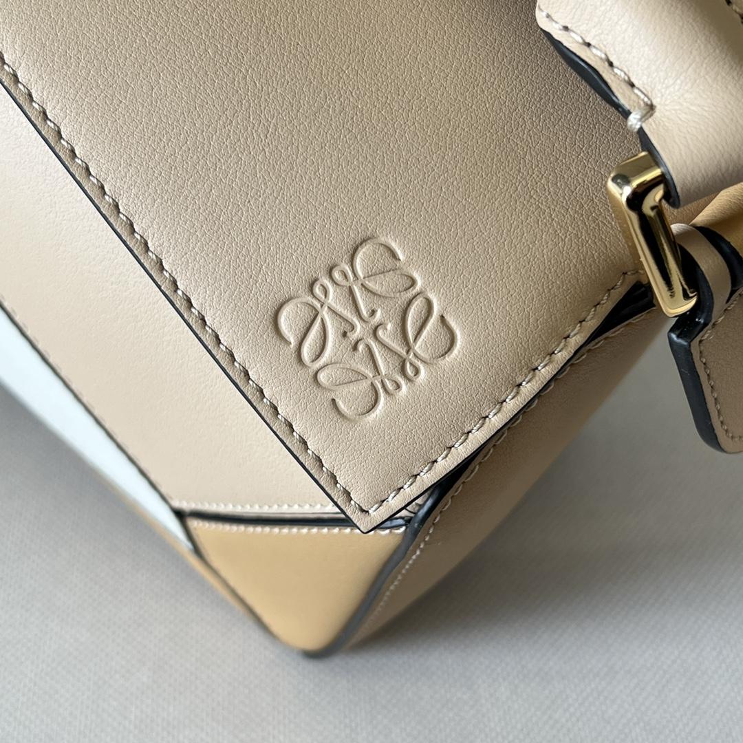 Loewe Small Puzzle Bag In Classic Calfskin - FashionPlug
