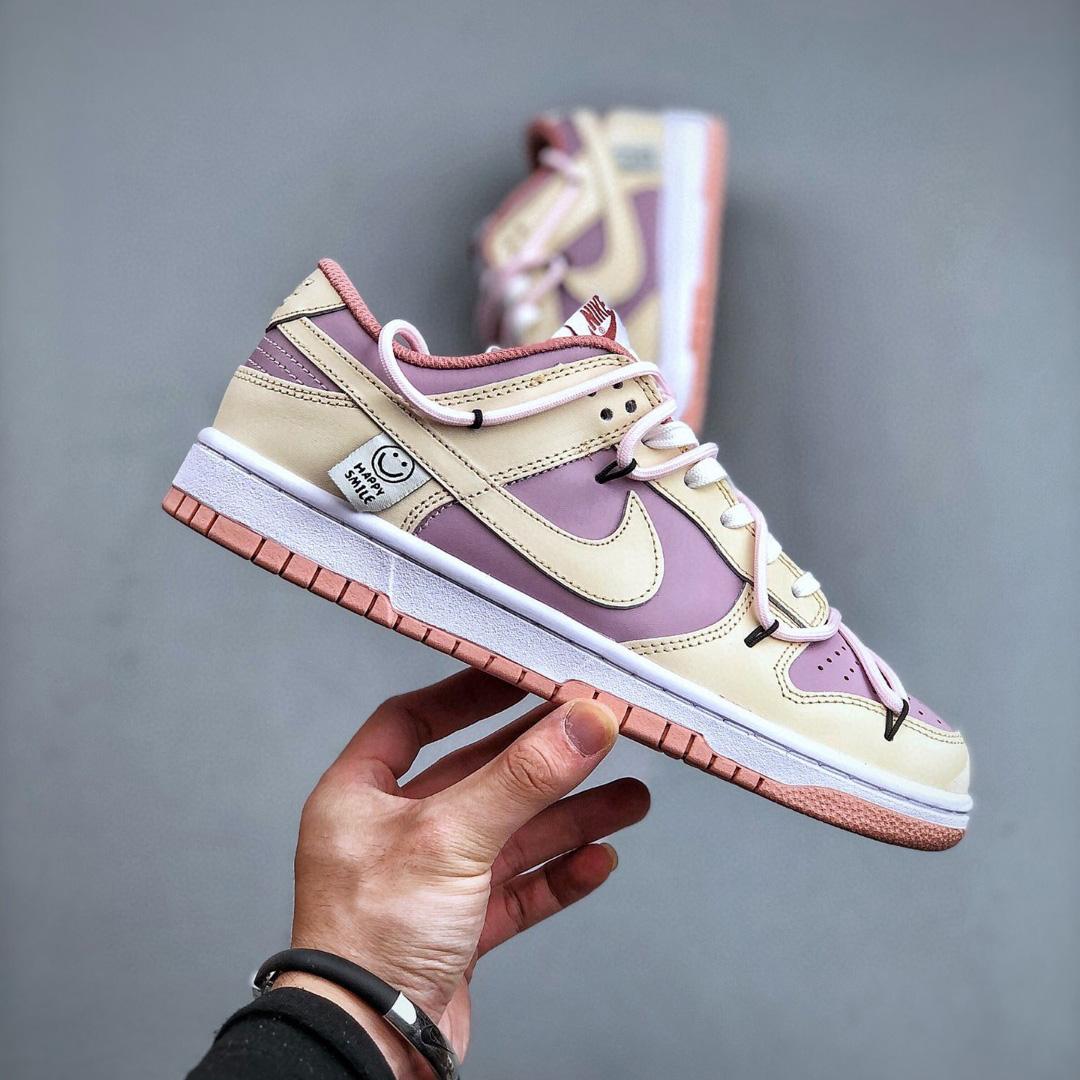 Nike Nike SB Dunk Low Sneaker    DD1503-112 - FashionPlug