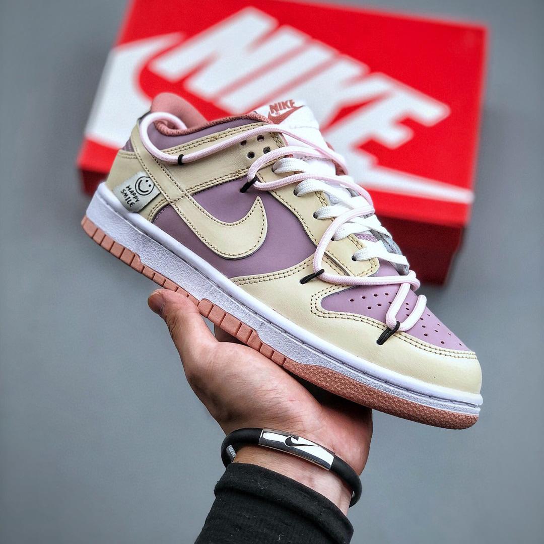 Nike Nike SB Dunk Low Sneaker    DD1503-112 - FashionPlug