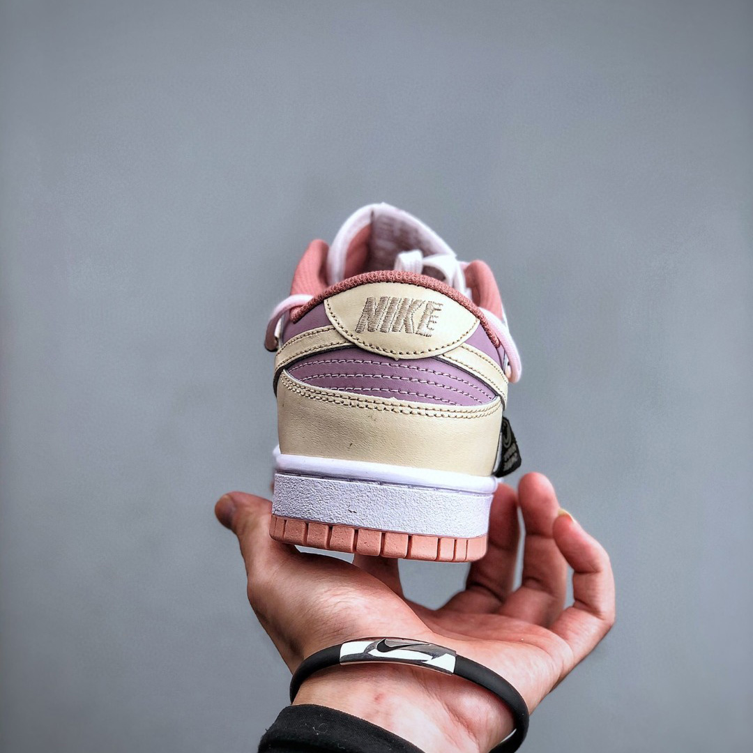 Nike Nike SB Dunk Low Sneaker    DD1503-112 - FashionPlug