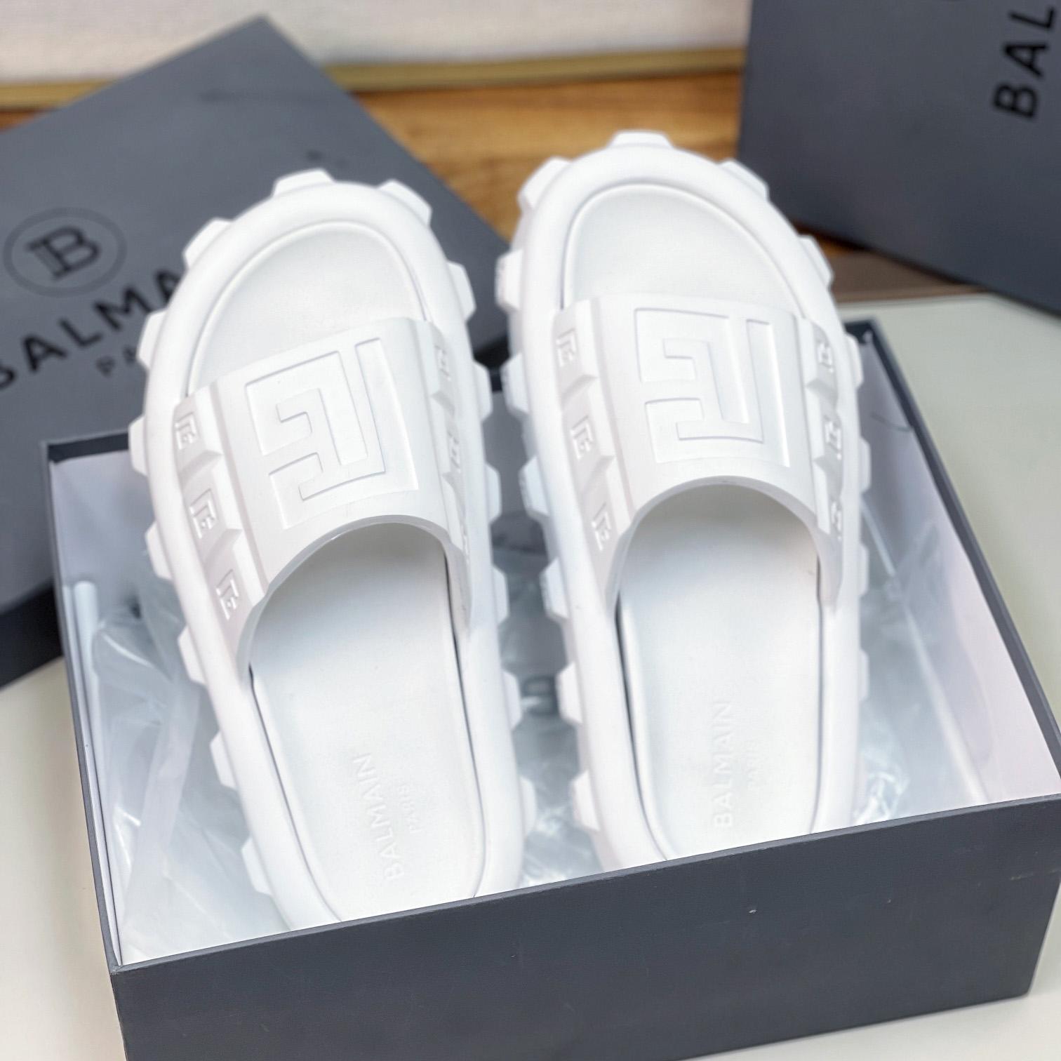 Balmain Ari Flat Mules - FashionPlug