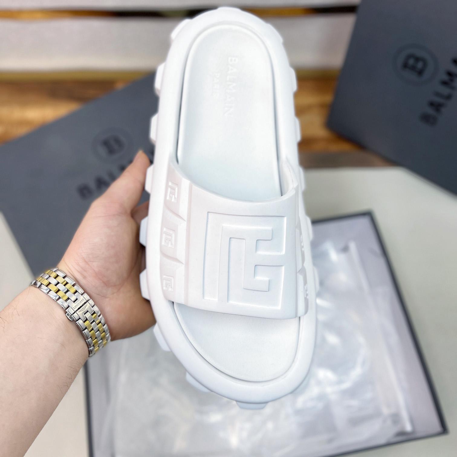 Balmain Ari Flat Mules - FashionPlug