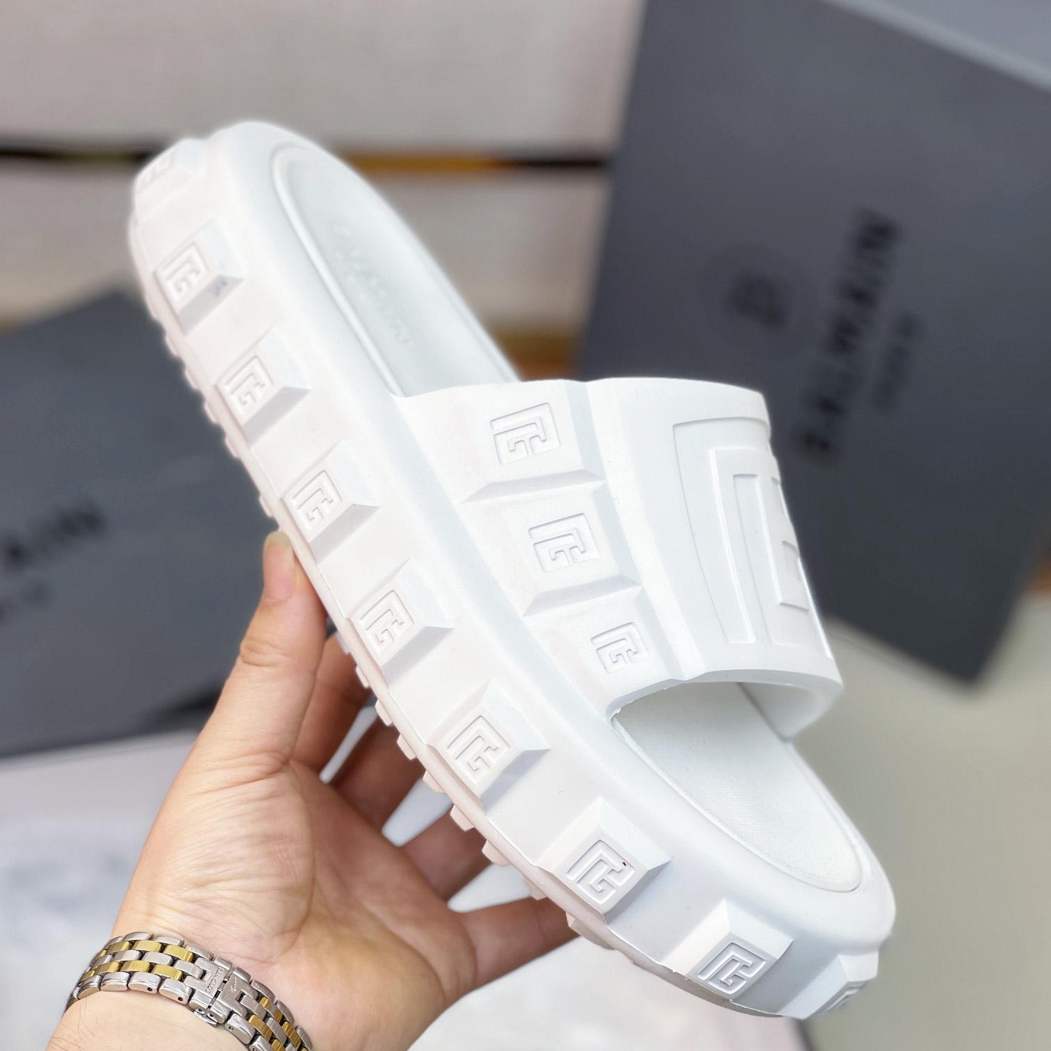 Balmain Ari Flat Mules - FashionPlug