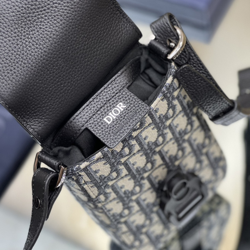 Dior Saddle Vertical Pouch With Strap  - FashionPlug