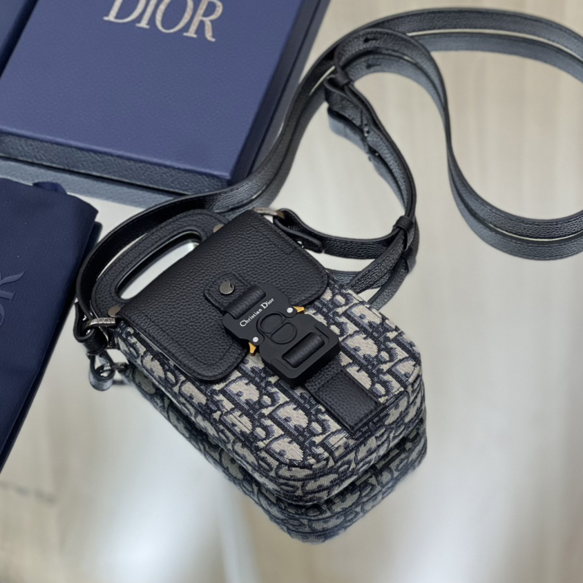 Dior Saddle Vertical Pouch With Strap  - FashionPlug