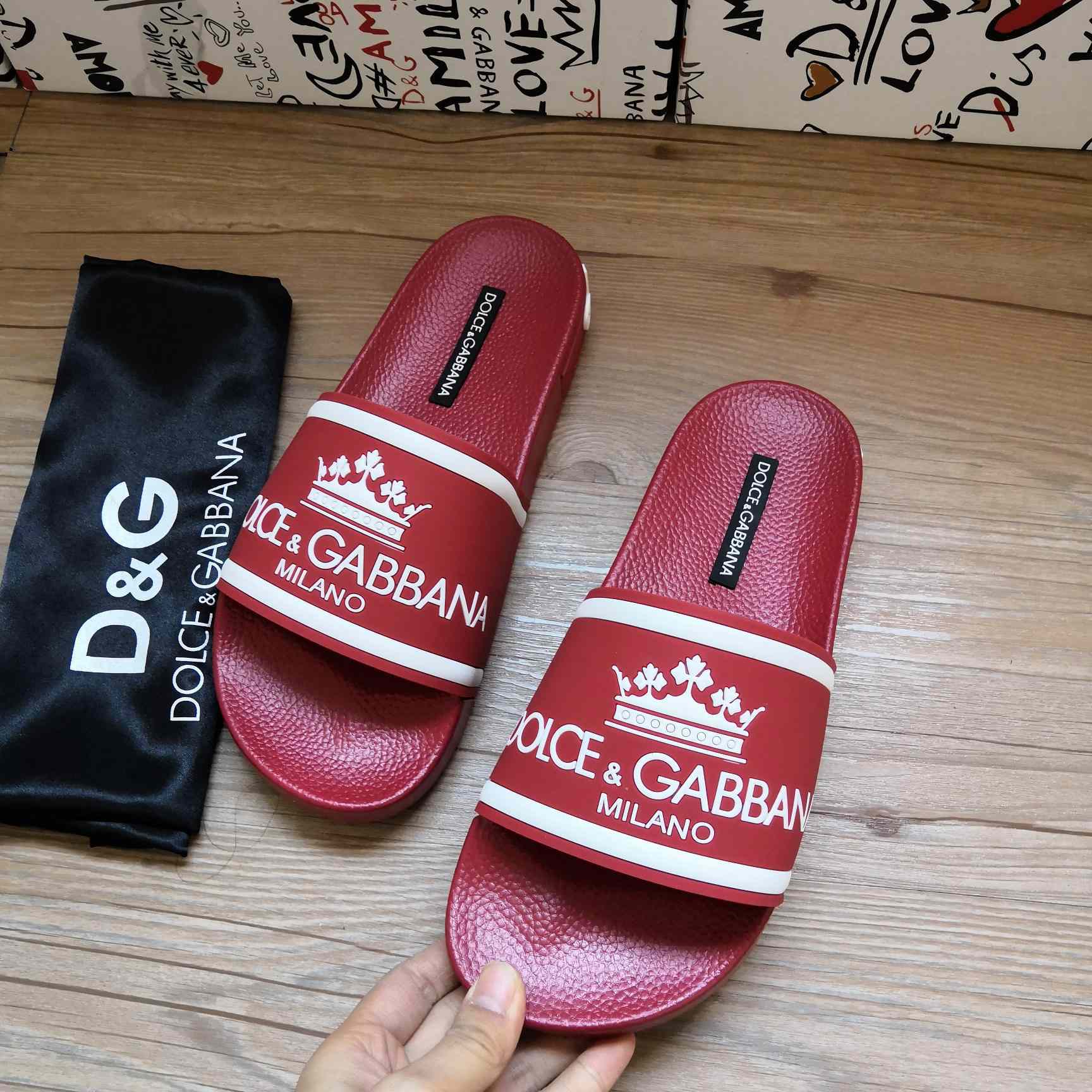 Dolce & Gabbana Logo Slides - FashionPlug