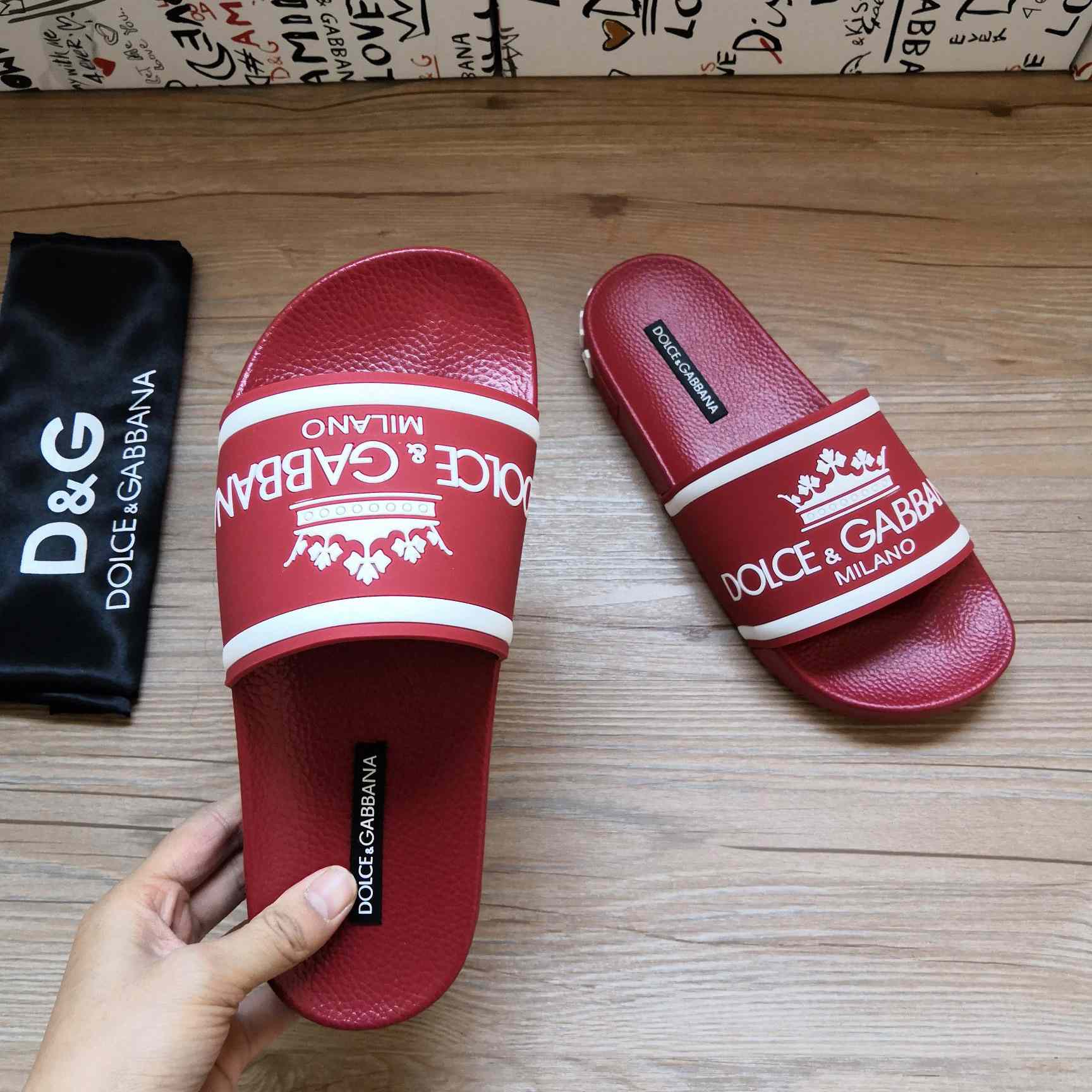 Dolce & Gabbana Logo Slides - FashionPlug