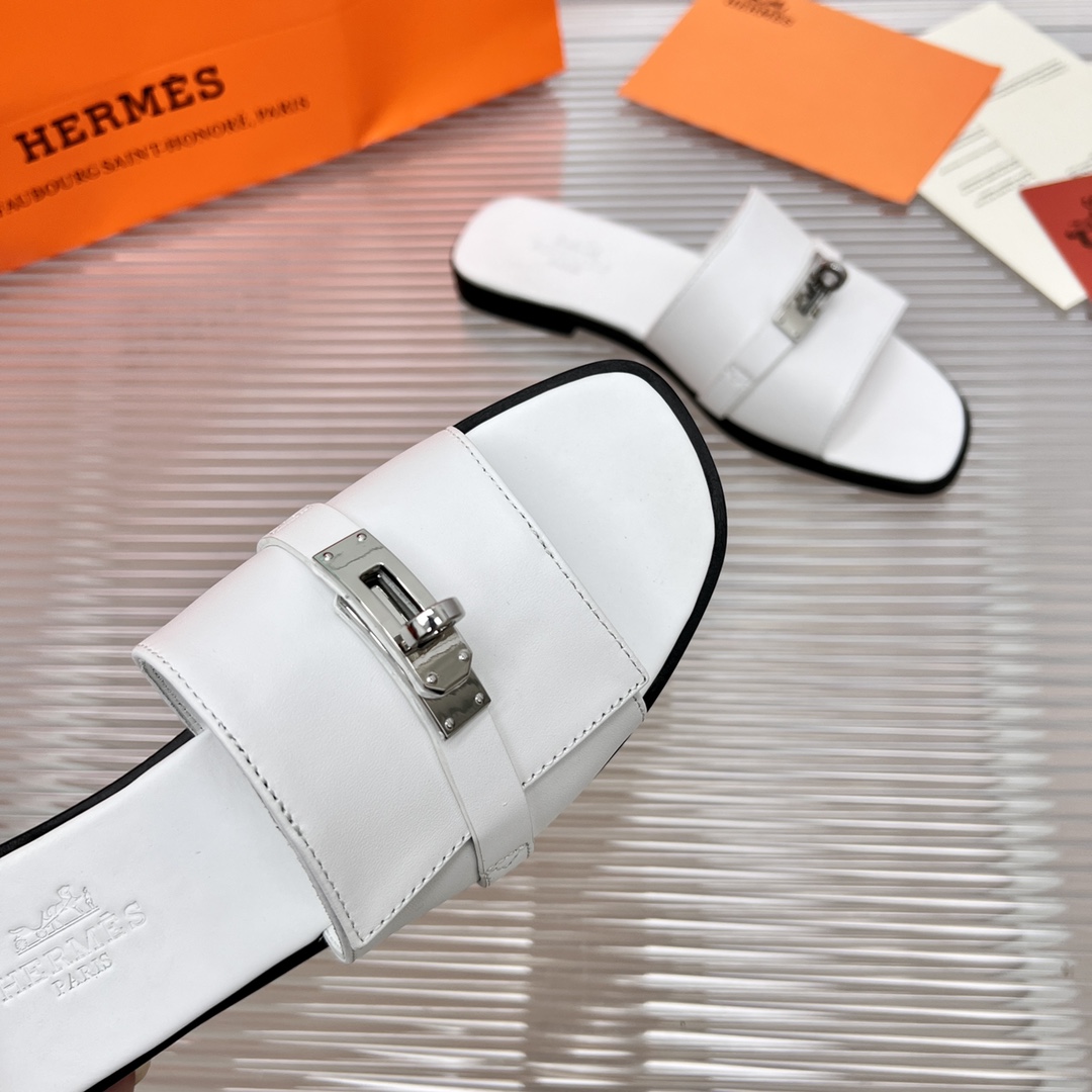 Hermes Giulia Sandal - FashionPlug