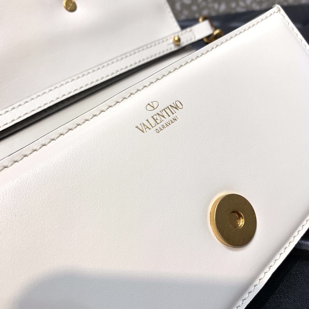 Valenti Locò Small Shoulder Bag In Calfskin - FashionPlug
