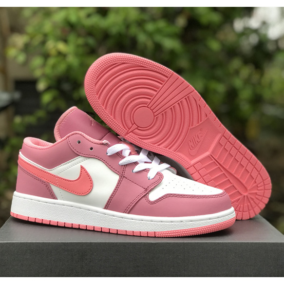 Air Jordan 1 Low Sneaker     553560-616 - FashionPlug