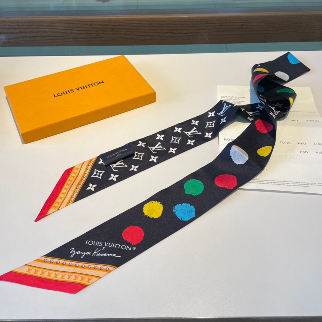 Louis Vuitton LV x YK Painted Dots Monogram BB Bandeau   M78485 - FashionPlug