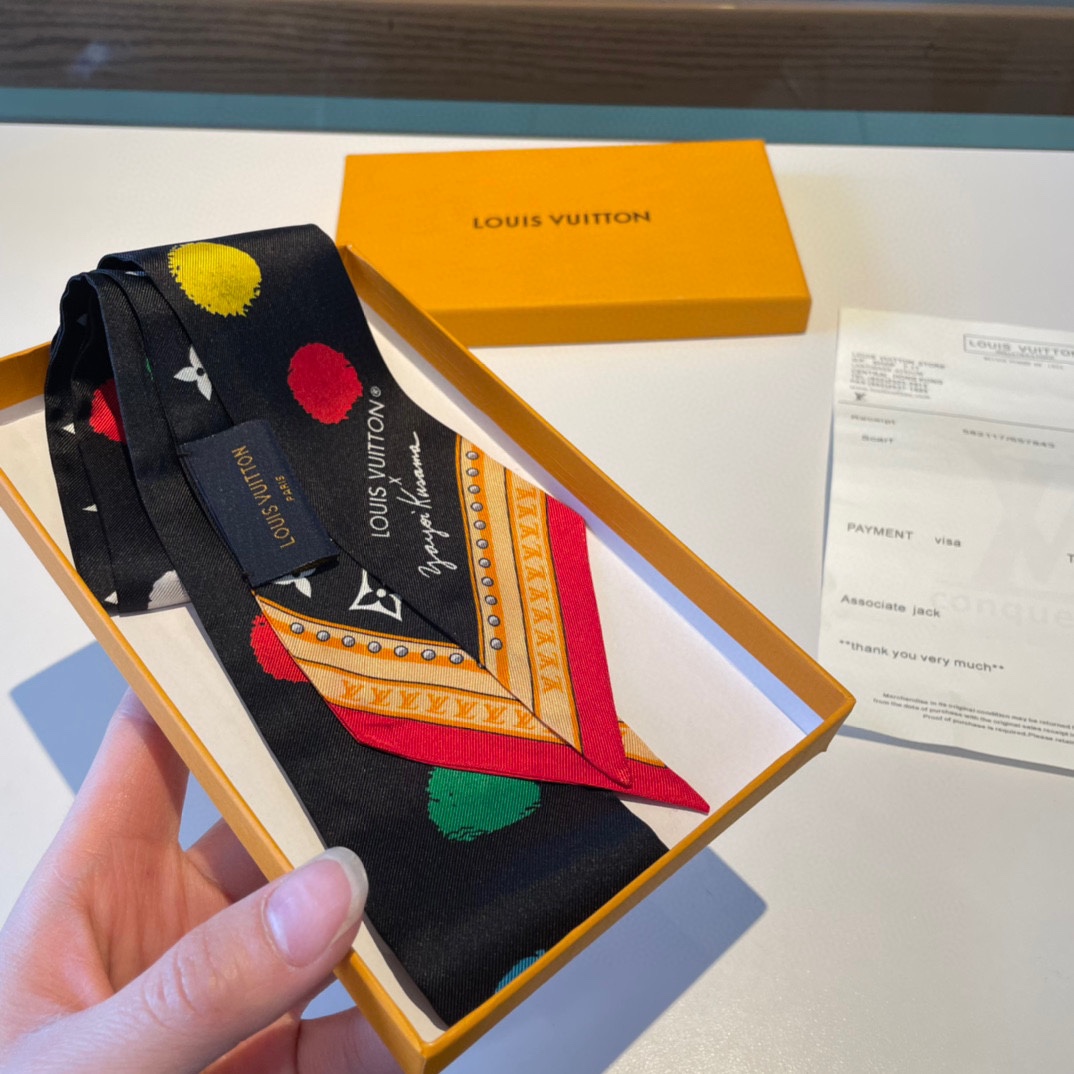 Louis Vuitton LV x YK Painted Dots Monogram BB Bandeau   M78485 - FashionPlug