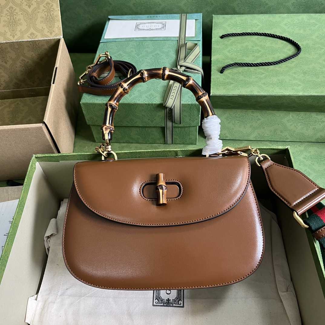 Gucci Bamboo 1947 Medium Top Handle Bag(26-17-9cm) - FashionPlug