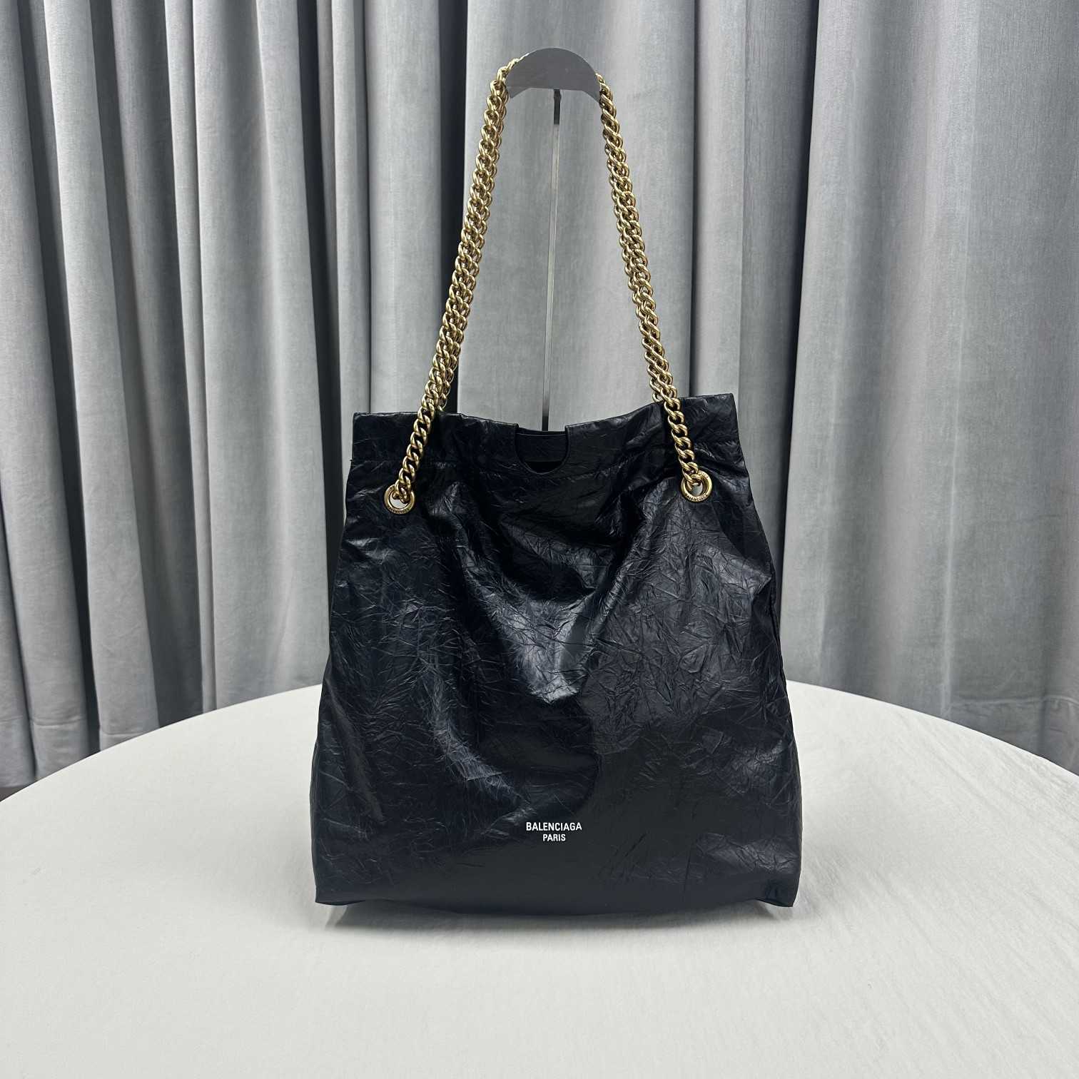 Balenciaga Women's Crush Medium Tote Bag In Black(39-46-14cm) - FashionPlug