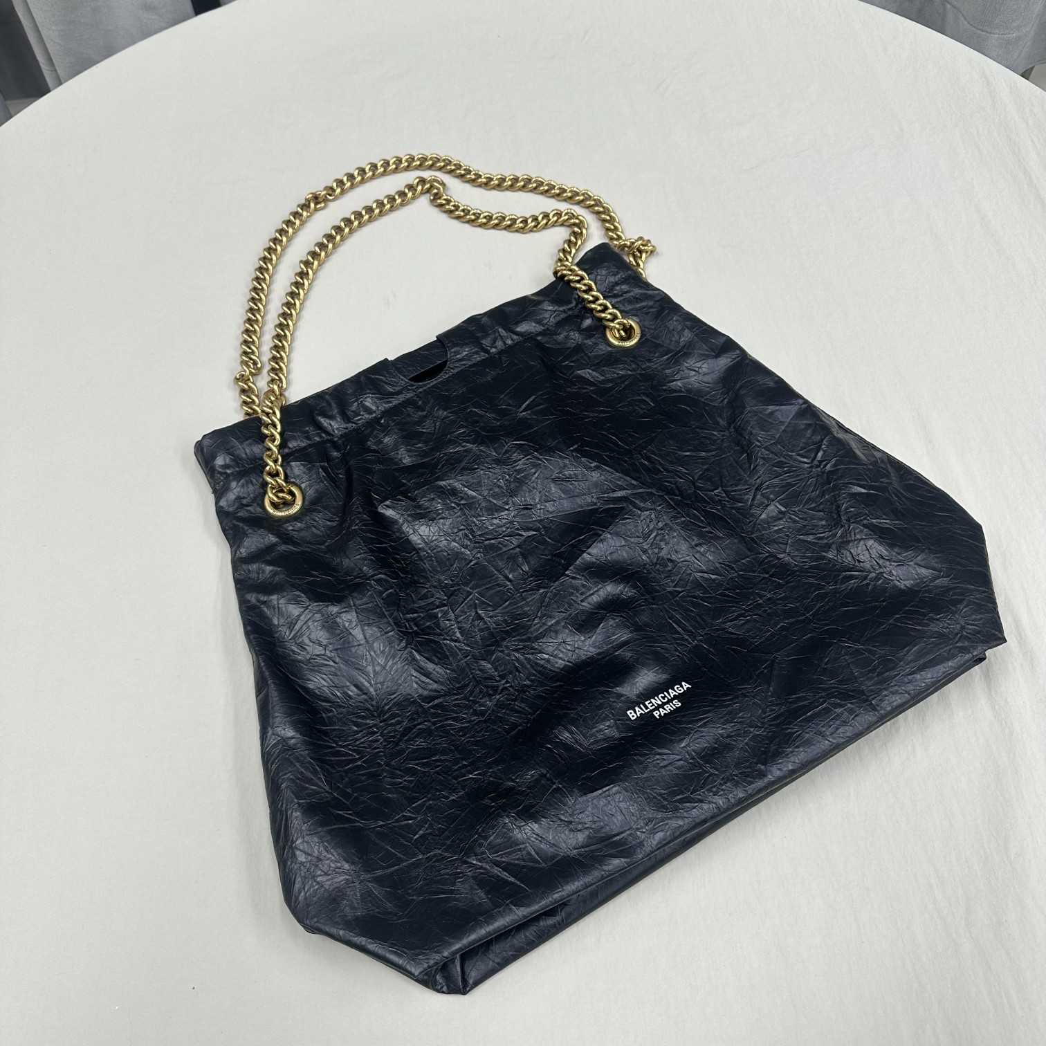 Balenciaga Women's Crush Medium Tote Bag In Black(39-46-14cm) - FashionPlug