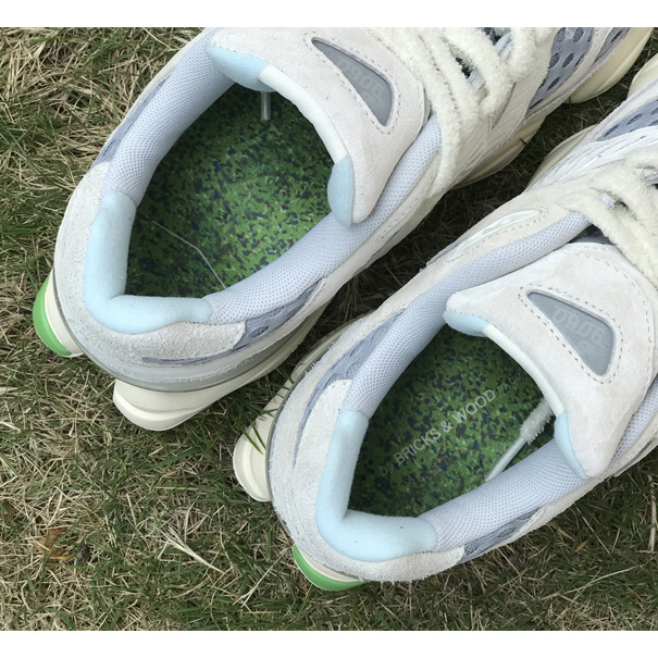 Bricks & Wood x New Balance 9060 Sneakers          U9060BW1  - FashionPlug