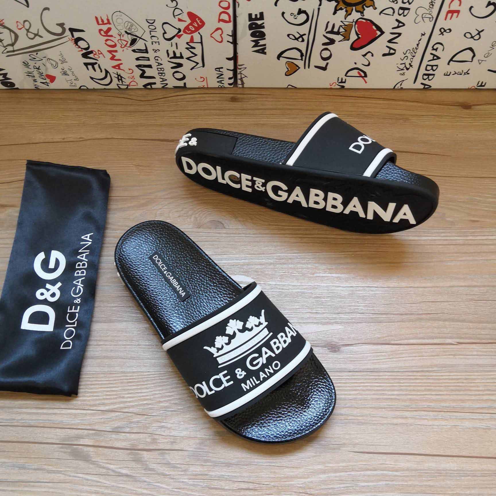 Dolce & Gabbana Logo Slides - FashionPlug