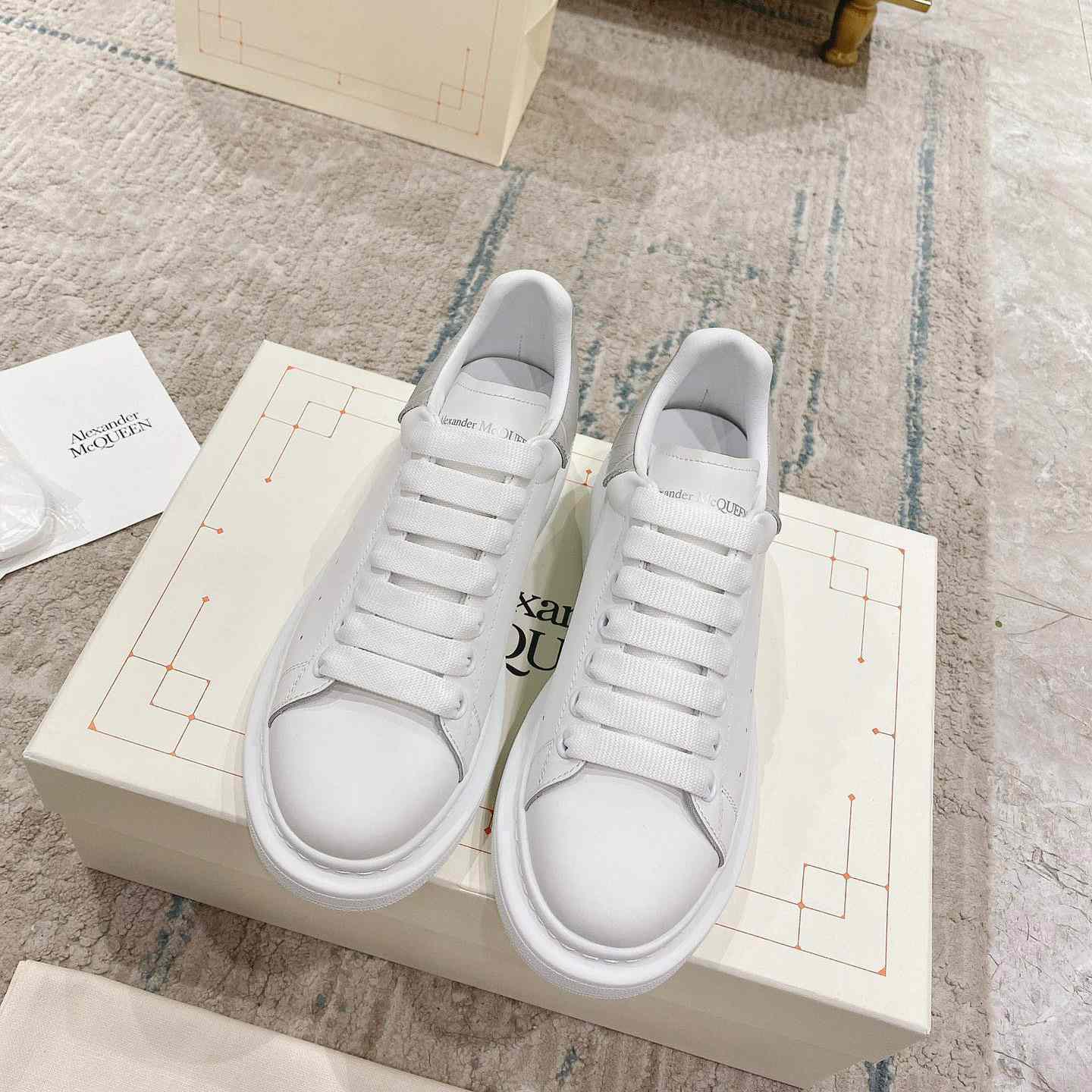 Alexander Mqueen Oversized Sneaker In White/Grey - FashionPlug