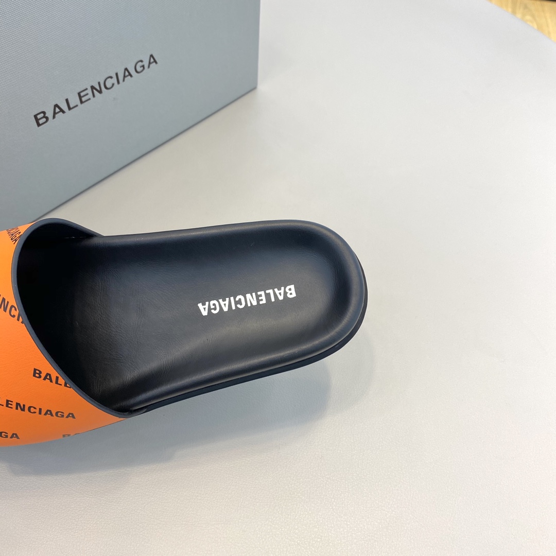 Balenciaga Logo Slide Sandal  - FashionPlug