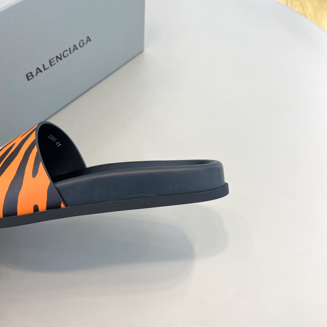 Balenciaga Pool Slide Sandal  - FashionPlug