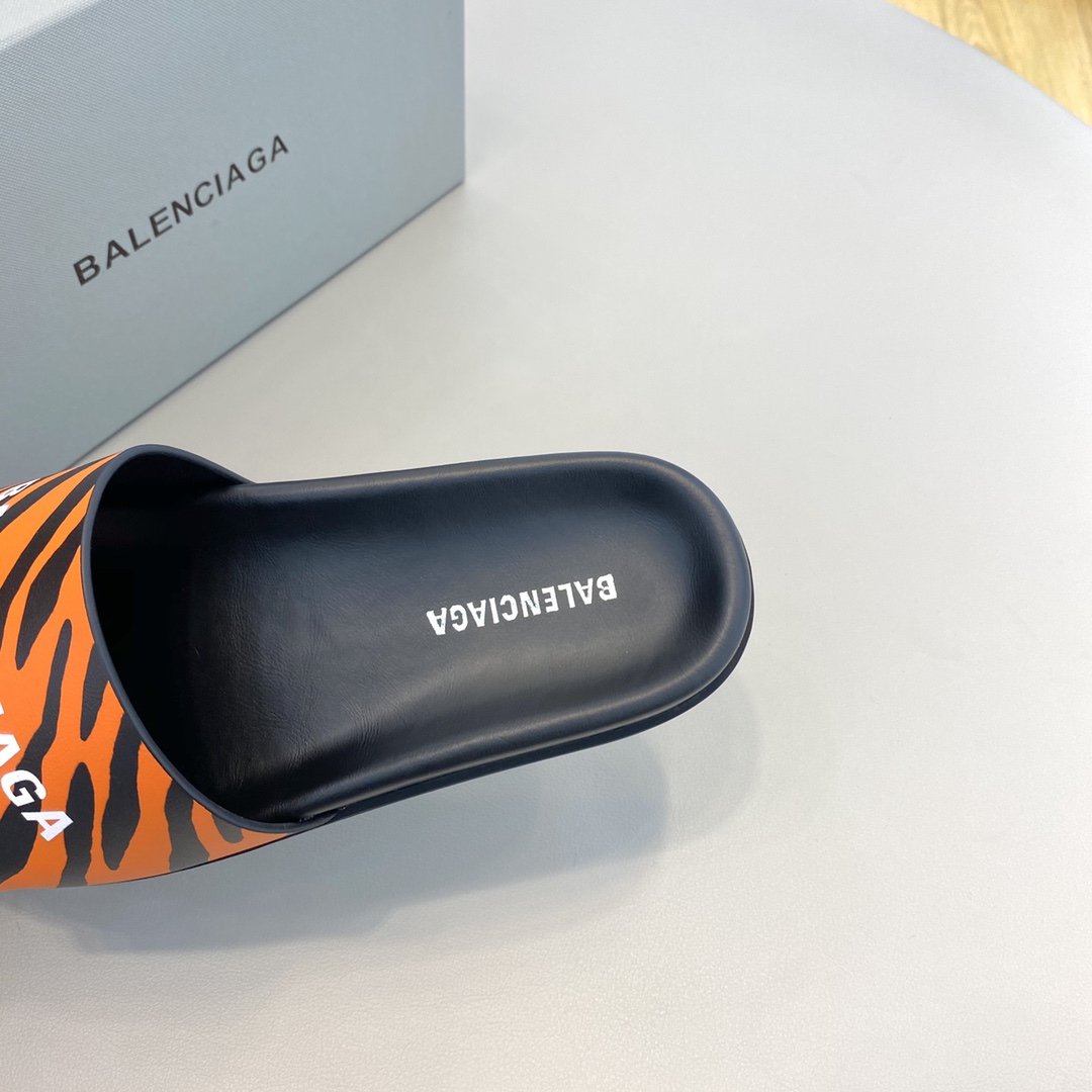 Balenciaga Pool Slide Sandal  - FashionPlug