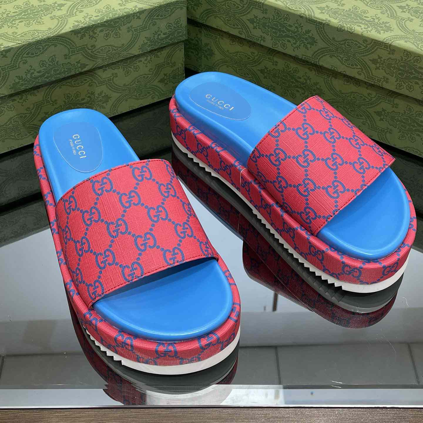 Gucci Women's Platform Slide Sandal - FashionPlug
