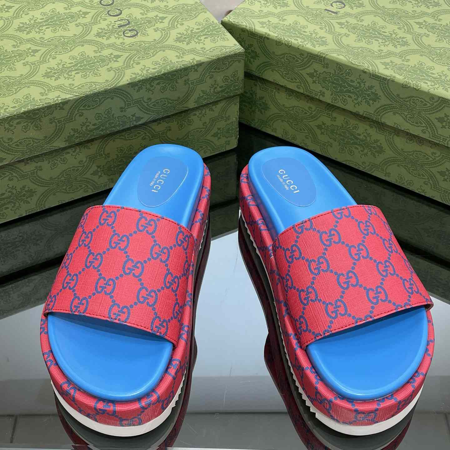 Gucci Women's Platform Slide Sandal - FashionPlug