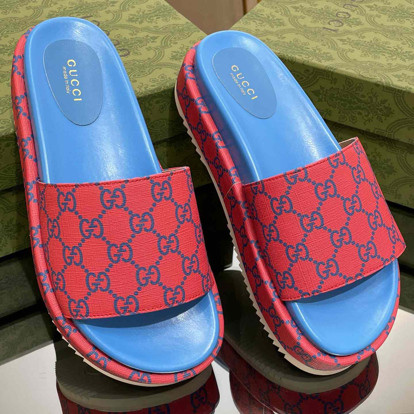 Gucci Women's Platform Slide Sandal - FashionPlug