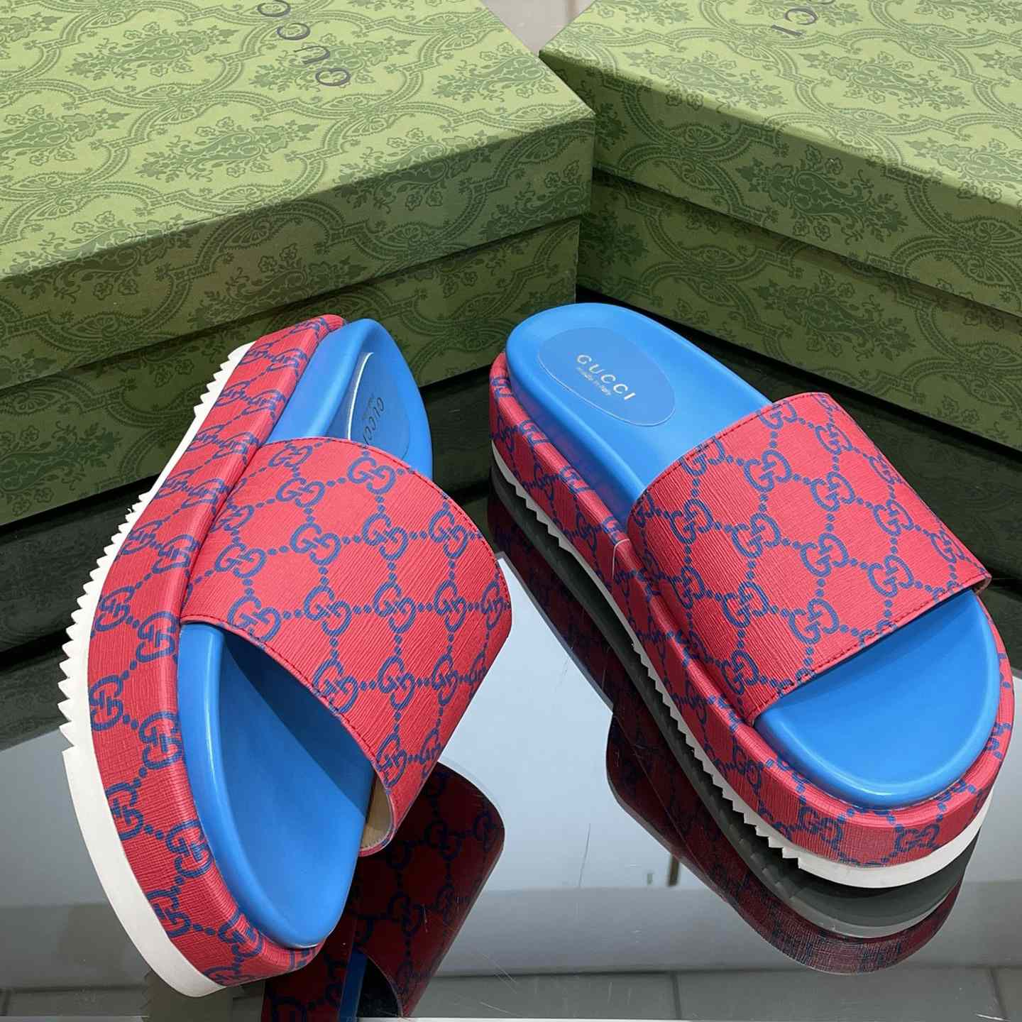 Gucci Women's Platform Slide Sandal - FashionPlug