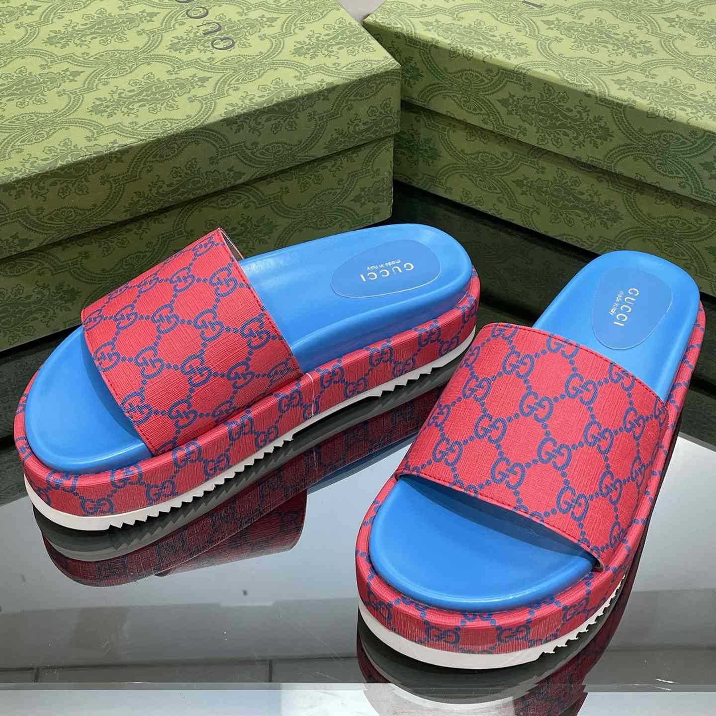 Gucci Women's Platform Slide Sandal - FashionPlug