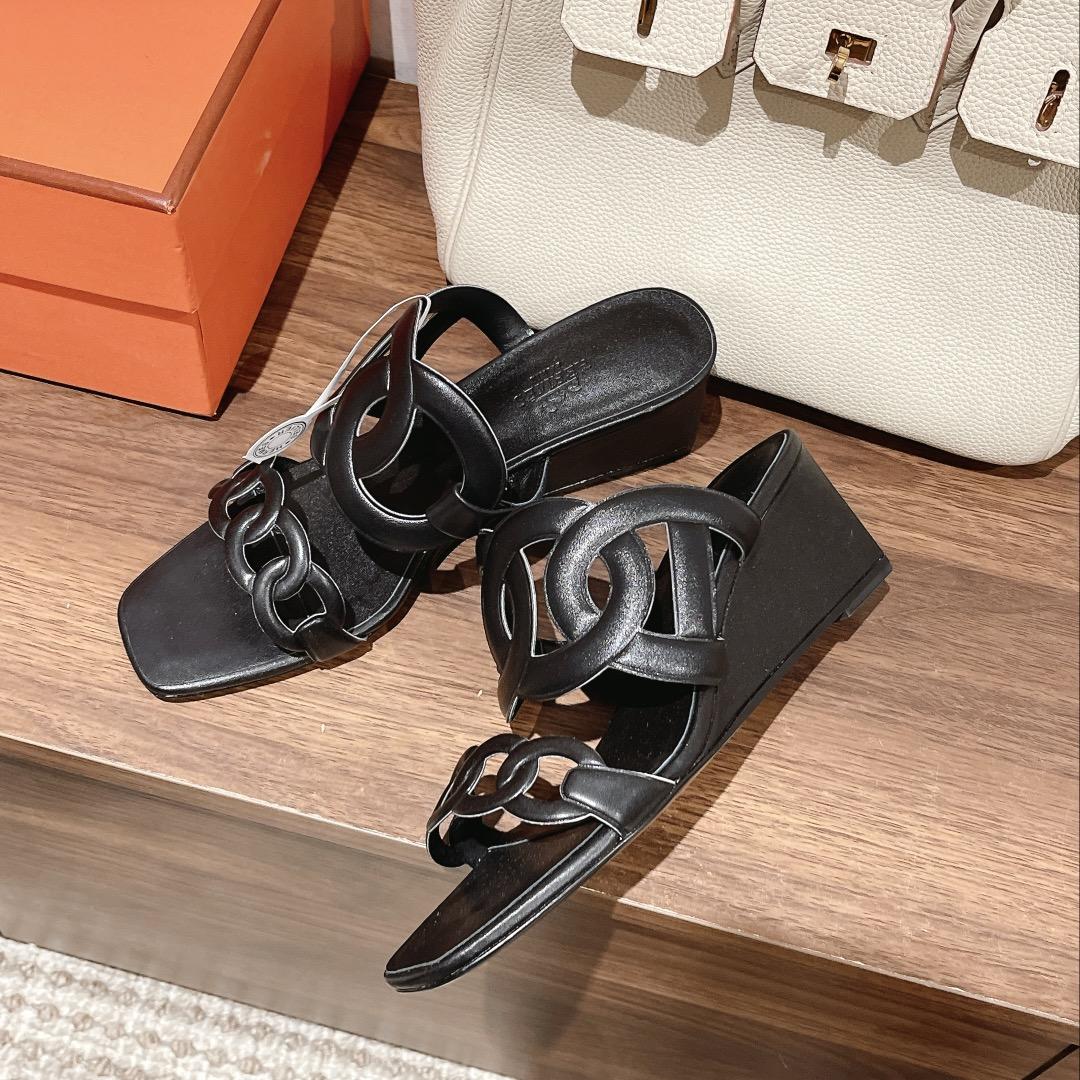 Hermes Figari 55 Sandal - FashionPlug
