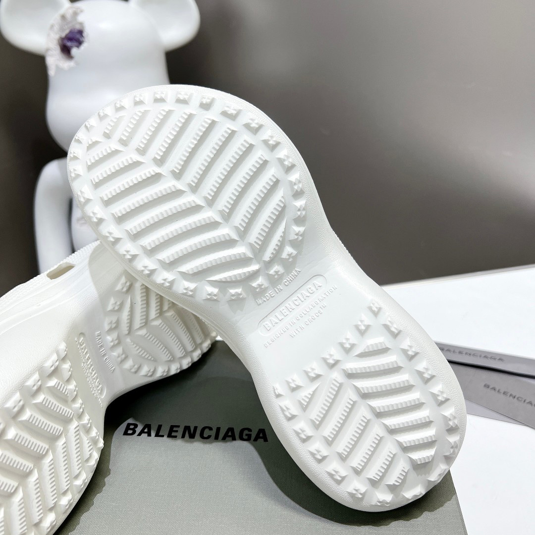 Balenciaga Women's Pool Crocs™ Slide Sandal In White - FashionPlug