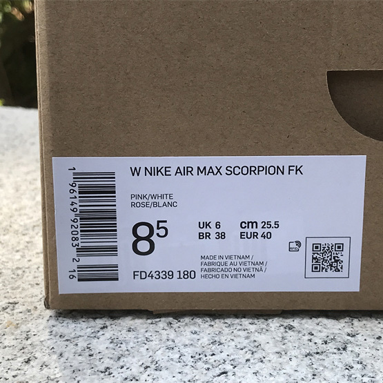 Nike Air Max Scorpion Sneaker          FD4339-180 - FashionPlug