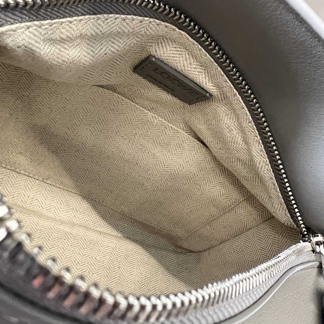 Loewe Small Puzzle Bag In Classic Calfskin - FashionPlug