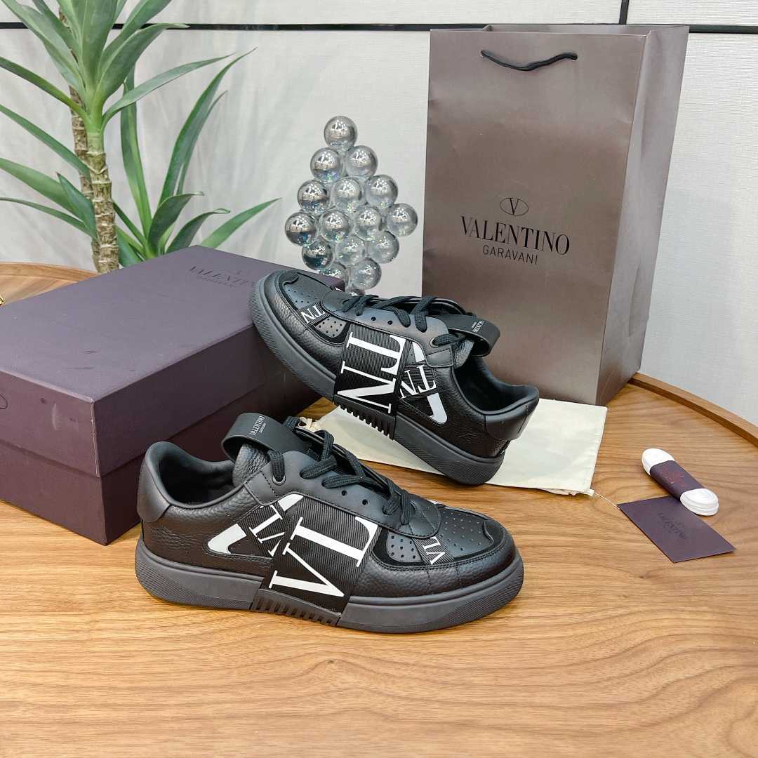 Valenti Low-top Calfskin VL7N Sneaker With Bands - FashionPlug