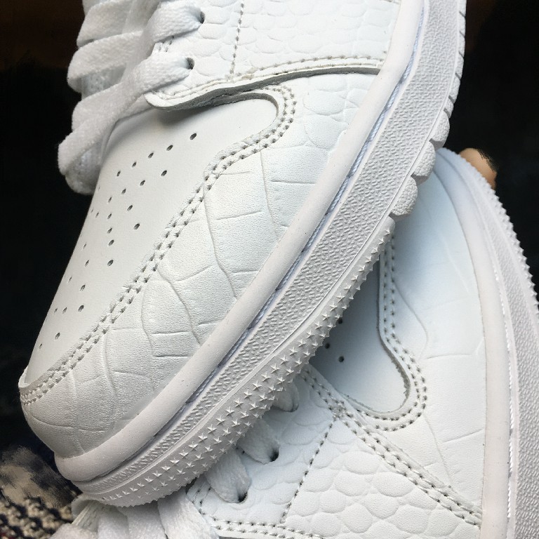 Air Jordan 1 Retro Low Golf Sneakers      DD9315-003 - FashionPlug