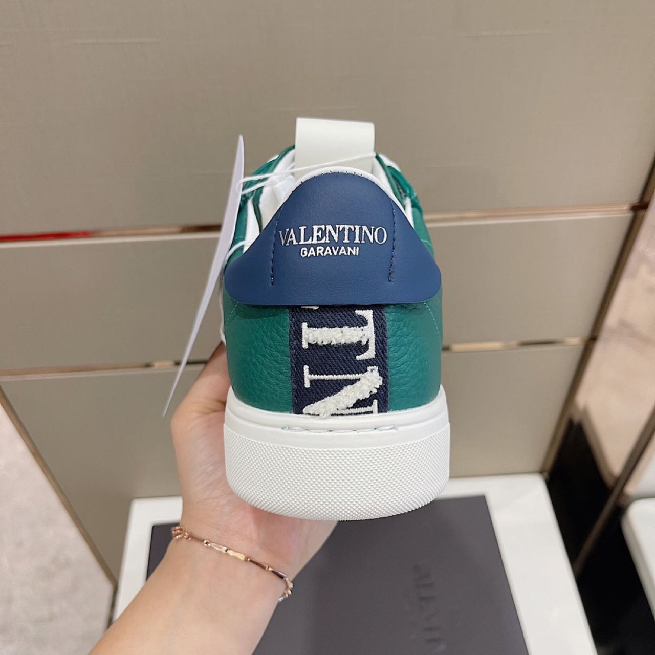 Valenti Garavani VL7N Low-Top Sneakers - FashionPlug